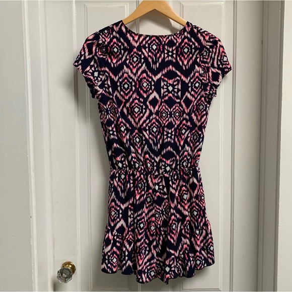 MEGHAN LOS ANGELES NAVY BLUE AND NEON PINK RUFFLE HEM SURPLICE ROMPER SIZE SMALL - Picture 2 of 5